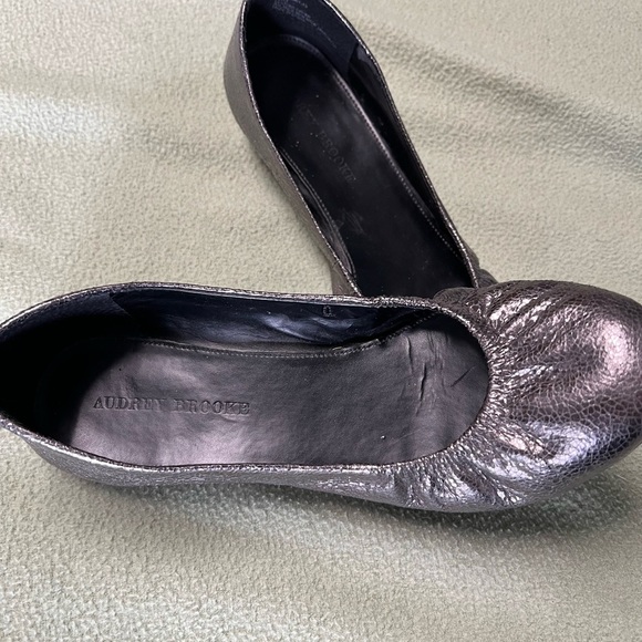 Audrey Brooke Shimmering Silver Flats - Picture 2 of 7